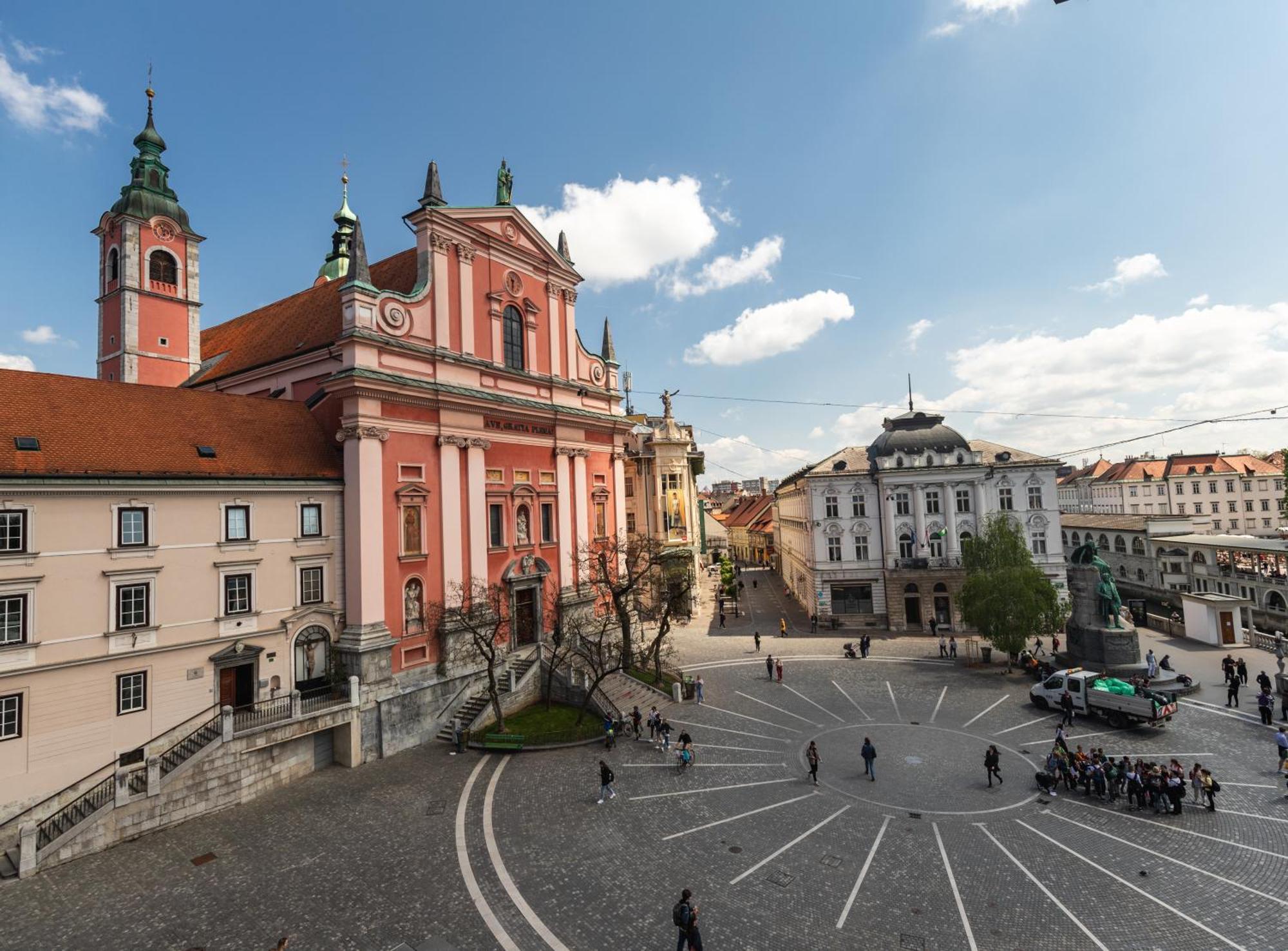 Apartament Triple Bridge Lublana Zewnętrze zdjęcie